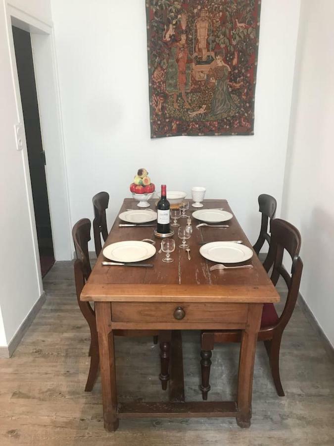 ברגרק Appartement De Charme Au Coeur De La Vieille Ville מראה חיצוני תמונה